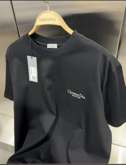 "Christian Dior Tee-Shirt – Elegant Design with Premium Quality" tee-shirt chritian dior